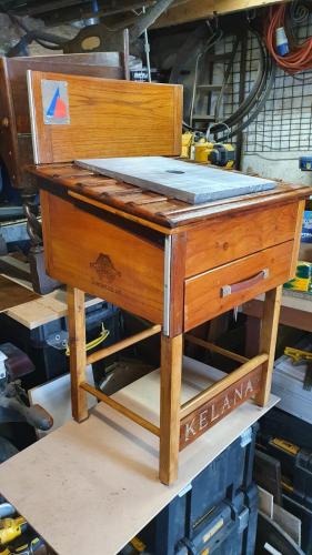 Kelana, Toader Hire Table